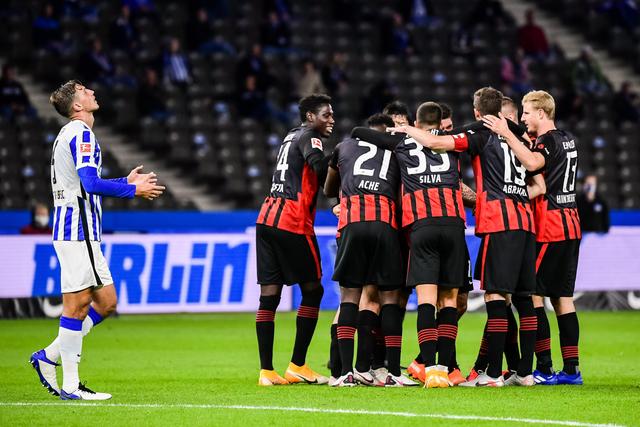 锡安28分鹈鹕力克篮网3连胜 独行侠险胜马刺